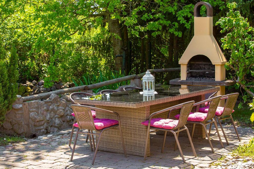 Ferienwohnung Am Walnussbaum Parchtitz المظهر الخارجي الصورة